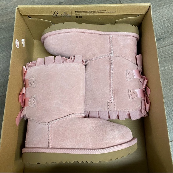 SOLD UGG | Bailey Bow II Ruffles Boot Baby Pink 10 - Picture 8 of 9